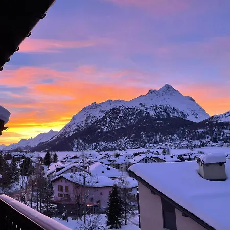 Chesa Guardaval * Surlej