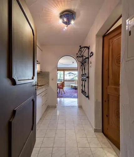 Chesa Guardaval Apartament Surlej