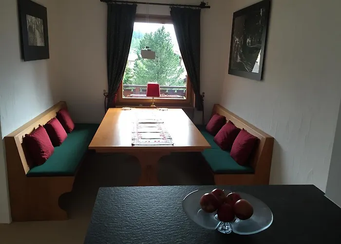 Chesa Guardaval * Surlej