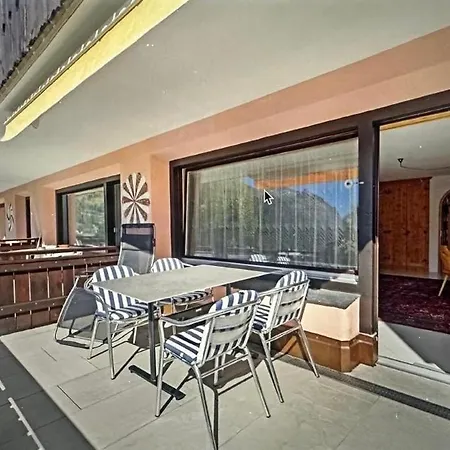Apartment Chesa Guardaval Surlej
